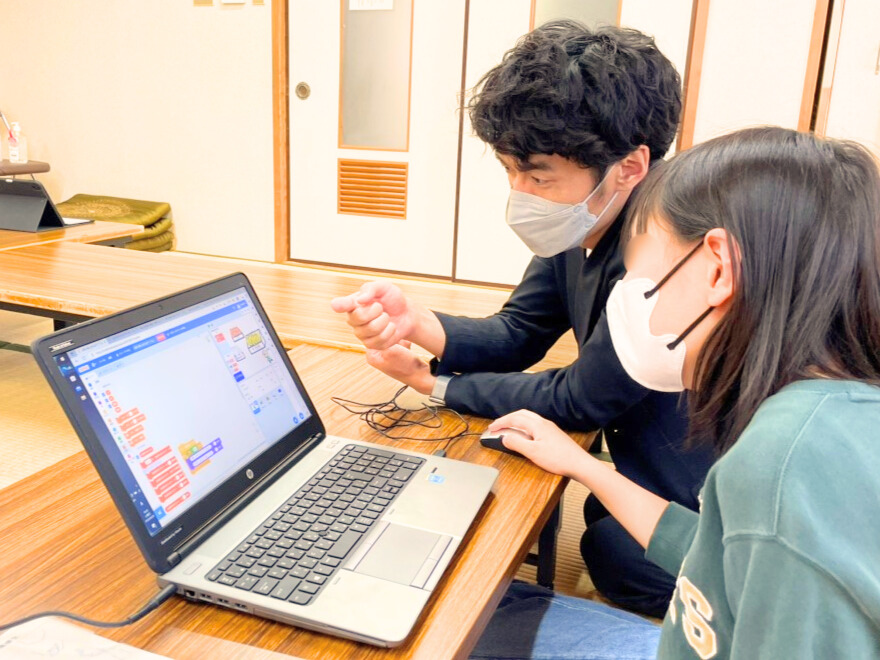 アイデアを形にする子ども